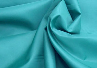 Китай Свет и элегантная поли ткань тафты, изготовленная на заказ ткань подкладки Твилл полиэстера поставщик