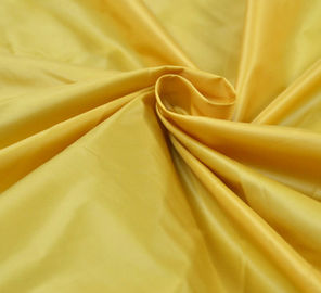 Китай Ткань тафты золота одежды, ПУ 100% полиэстер/ПА покрыла тафту полиэстера поставщик